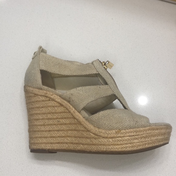 Michael Kors Damita Wedge in natural fabric - size 6 - Picture 2 of 13